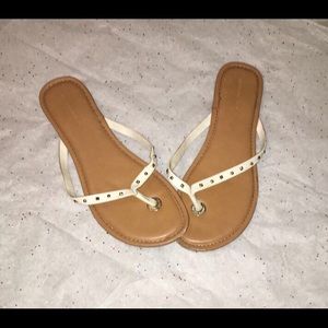 white banana republic flip flops